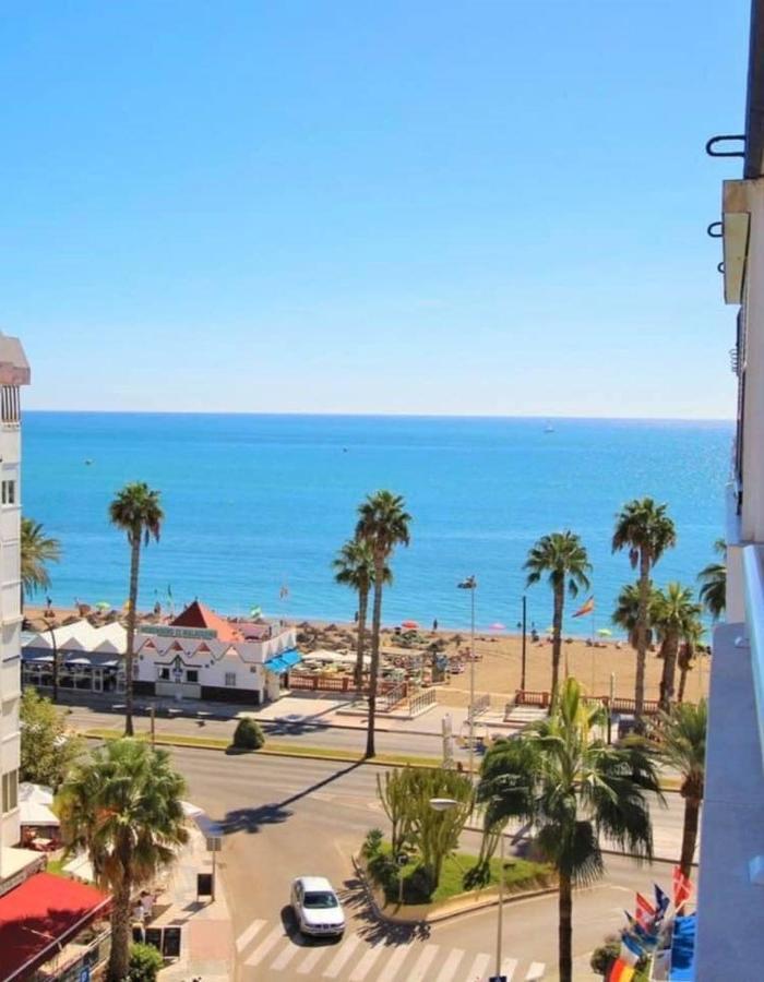 Victoria Luxury Beachfront Apartment In Benalmadena Costa Exterior foto